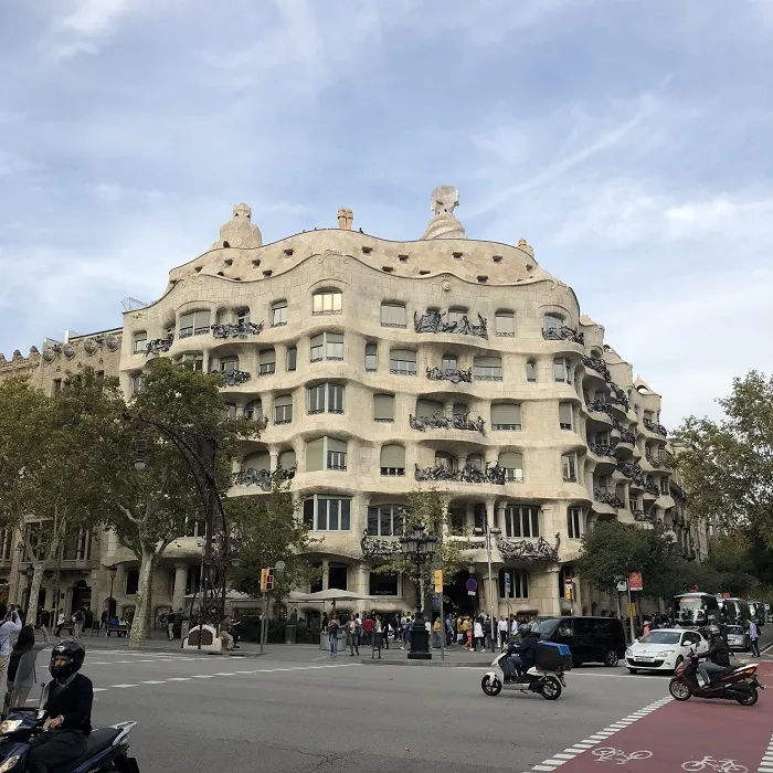 La Casa Milá, também conhecida como La Pedrera, em Barcelona.