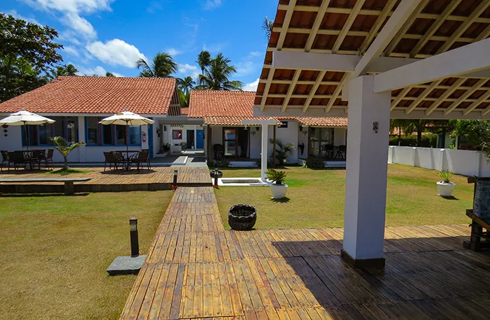 Fachada da pousada em Maracaípe, Porto de Galinhas, em Pernambuco A pousada, em Maracaípe, Pernambuco