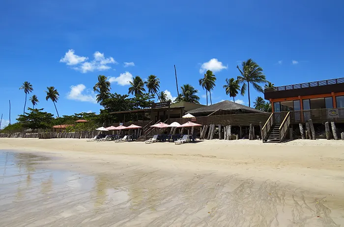 A praia próxima à pousada Maracaípe, em Porto de Galinhas, em Pernambuco Praias de Pernambuco