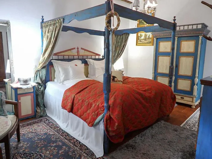Sighisoara, Romênia: segredos e encantos da cidade natal de Vlad, o empalador 7 Hotel Casa Cositorarului, em Sighisoara, Romênia.