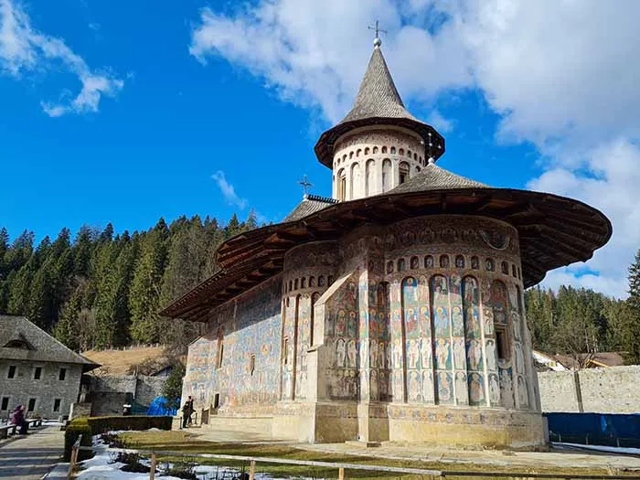 A igreja do Mosteiro de Voronet, Romênia