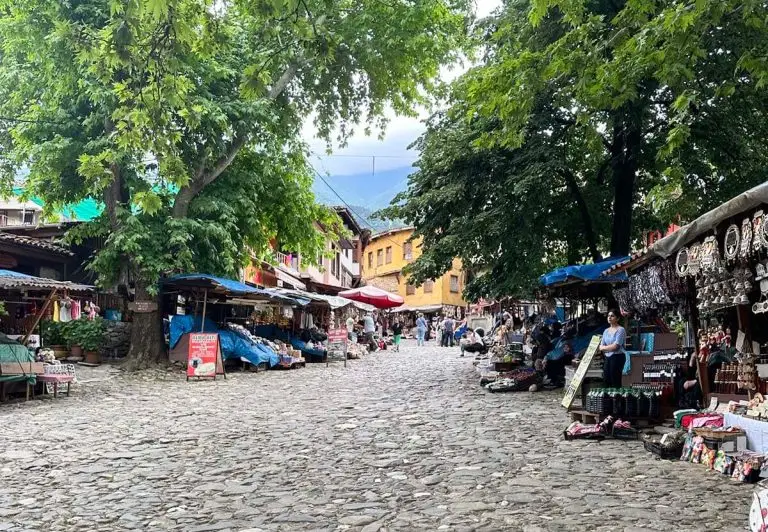 Entrada de Cumalikizik, na Turquia