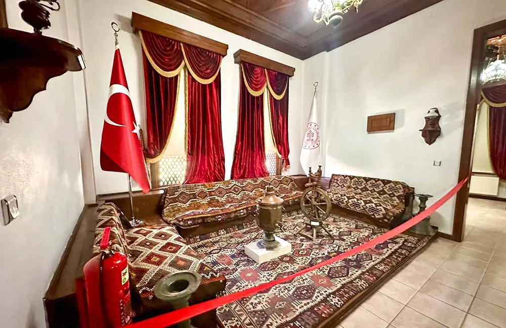 Ambiente turco no Museu de Ertugrul, em Sogut, Turquia Museu de Ertugrul, ambientação