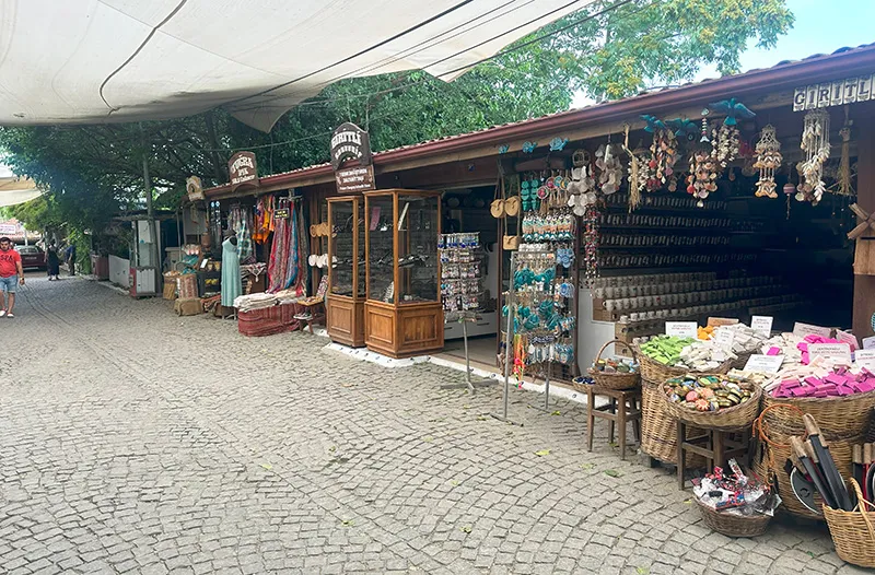 Uma rua de Sirince, Turquia