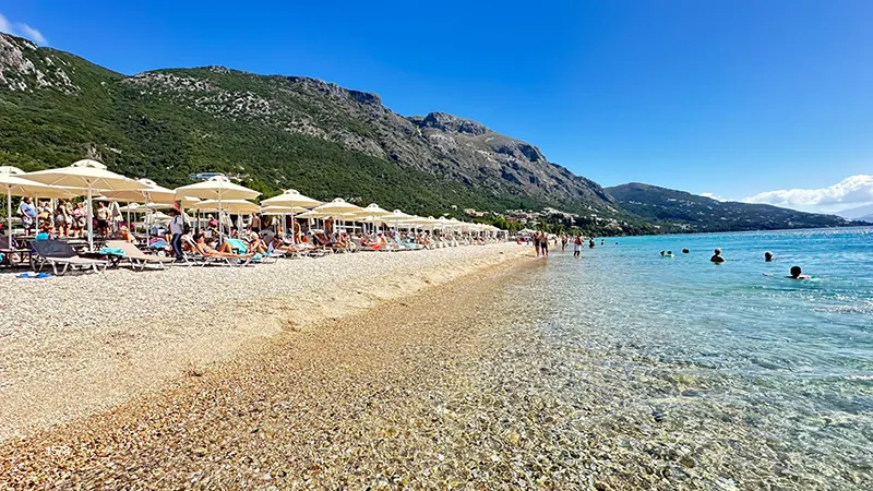 Barbati Beach, uma das melhores praias de Corfu, Grécia