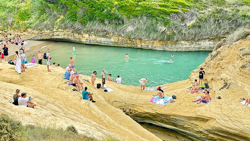 Canal D'Amour - uma das melhores praias de Corfu, Grécia.