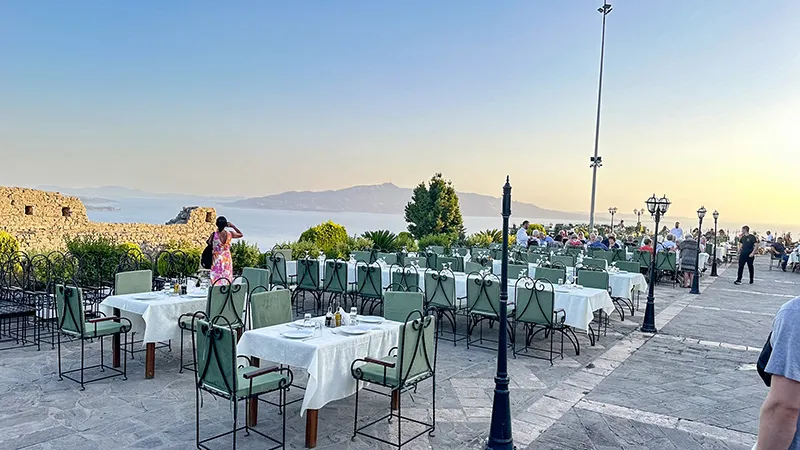 Saranda: todos os motivos para você conhecer esta cidade albanesa 15 Castelo de Lekuresi, em Saranda, Albânia
