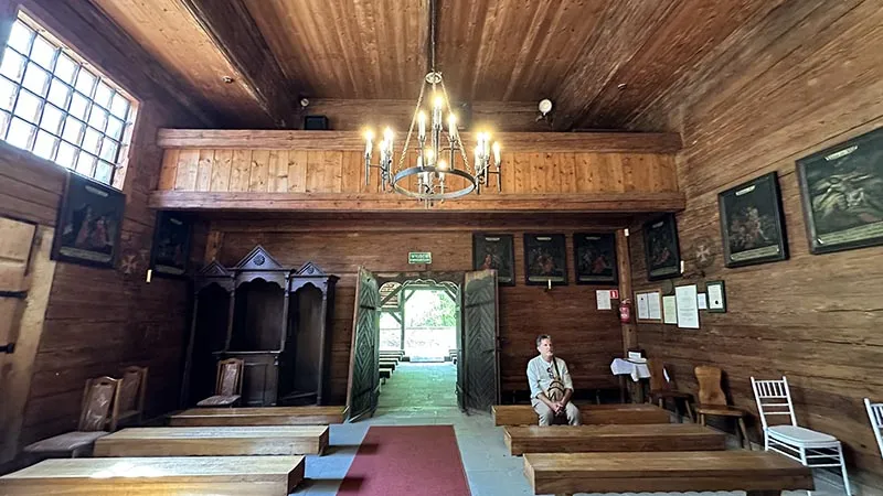 João Miguel na Igreja dos Santos Filipe e Jacó, em Secowa, Polônia Igreja dos Santos Filipe e Jacó, em Secowa, Polônia