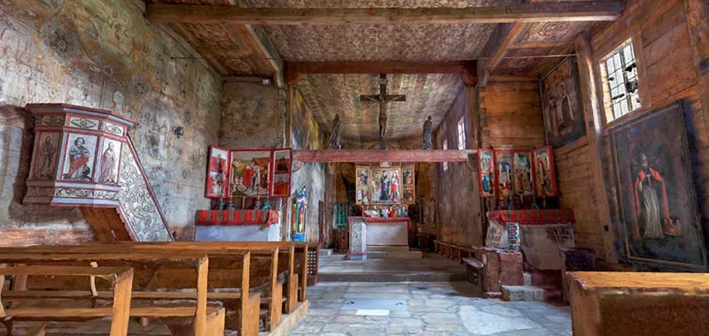 Interior da Igreja de São Leonardo em Lipnica Murowana, Polônia Roda das Igreja de Madeira da Pequena Polônia - Lipnica Murowana