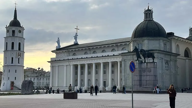 A catedral de Vilnius, na lituânia